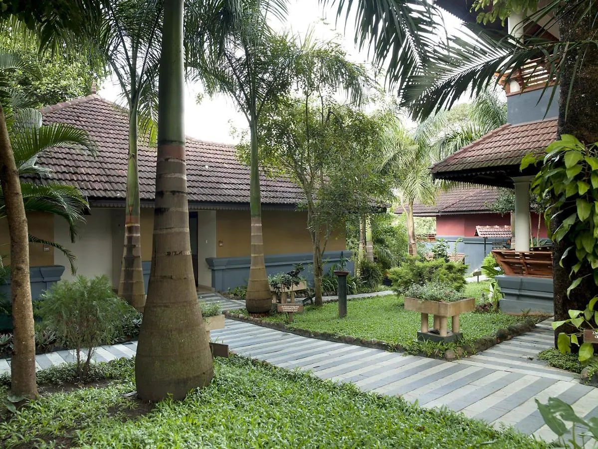 Elephant Court Thekkady 5*,